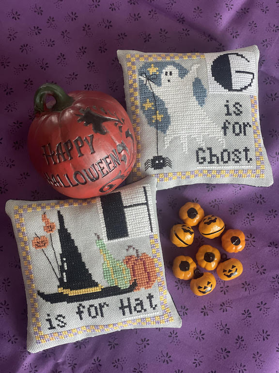 Halloween Alphabet, G/H - Click Image to Close